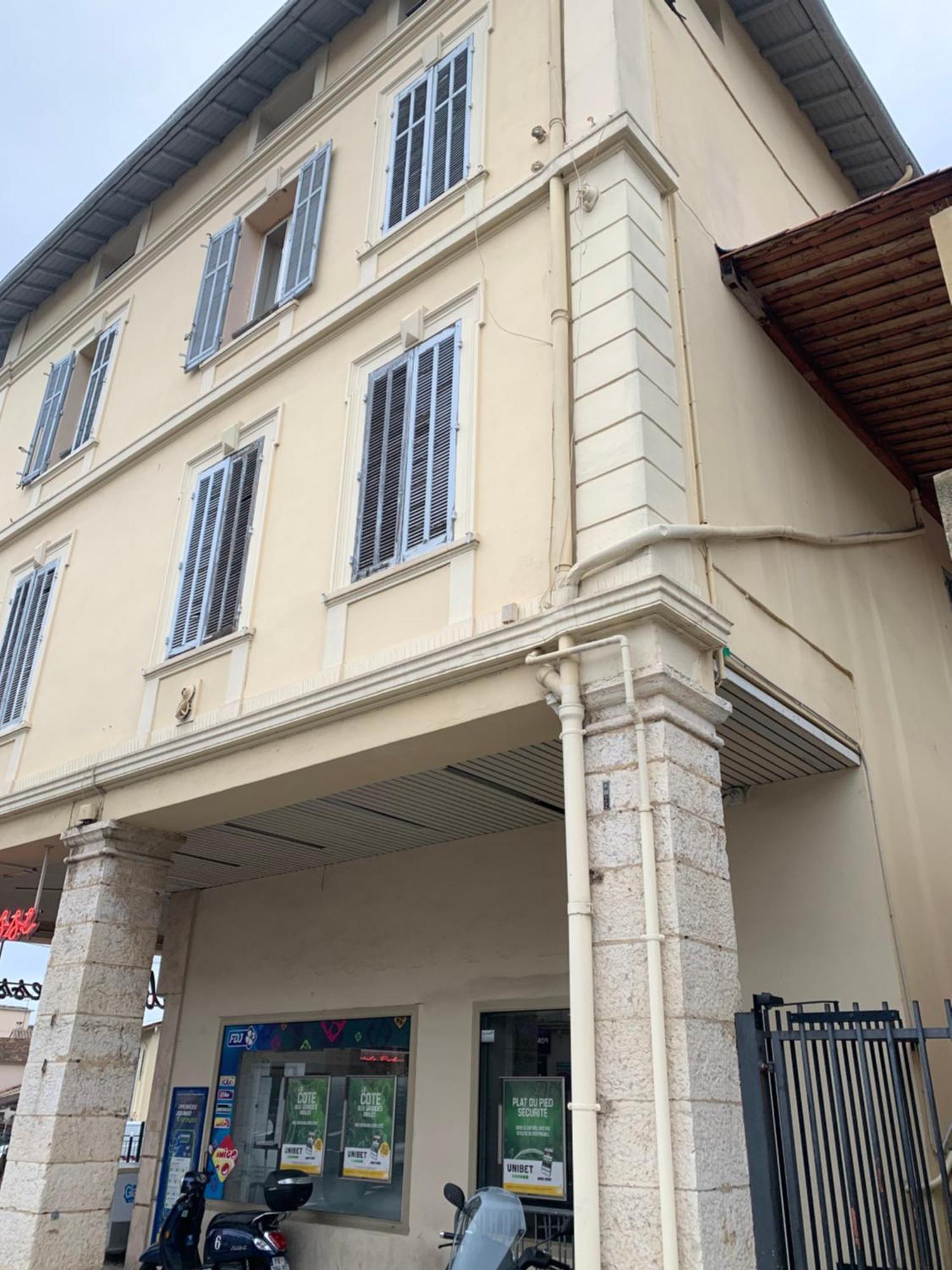 Un Appartement Atypiquement Provencal Le Cannet Exterior photo